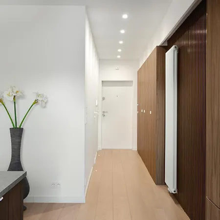Golden Apartments Lodz - 3 Bedrooms- Great Location&Prezydenta Gabriela Narutowicza Exterior photo