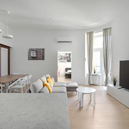 Golden Apartments Lodz - 3 Bedrooms- Great Location&Prezydenta Gabriela Narutowicza Exterior photo