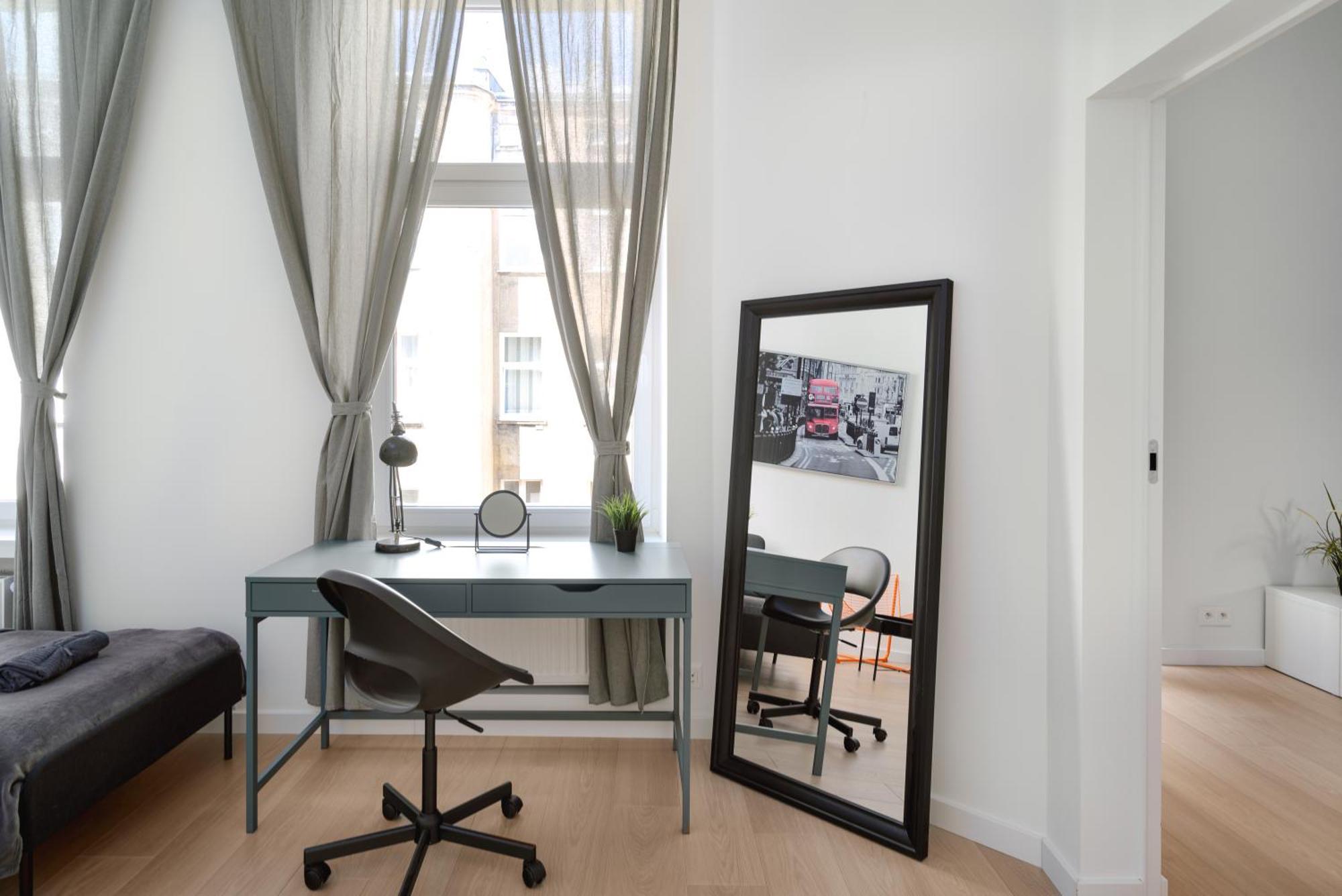 Golden - 3 Bedrooms- Great Location&prezydenta Gabriela Narutowicza Apartment *